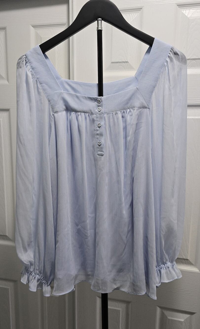 Lauren Conrad Large Chiffon NWT square Neck Blue Blouse